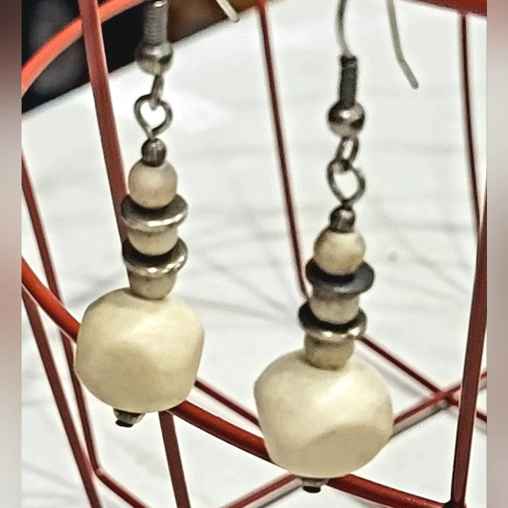 Bohemian style dangle/drop earrings - Picture 8 of 11